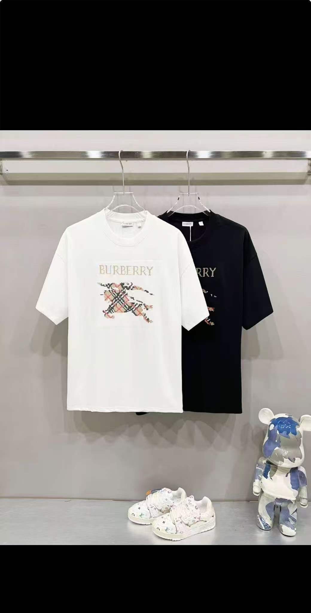 Burb Black Oversized T-shirt