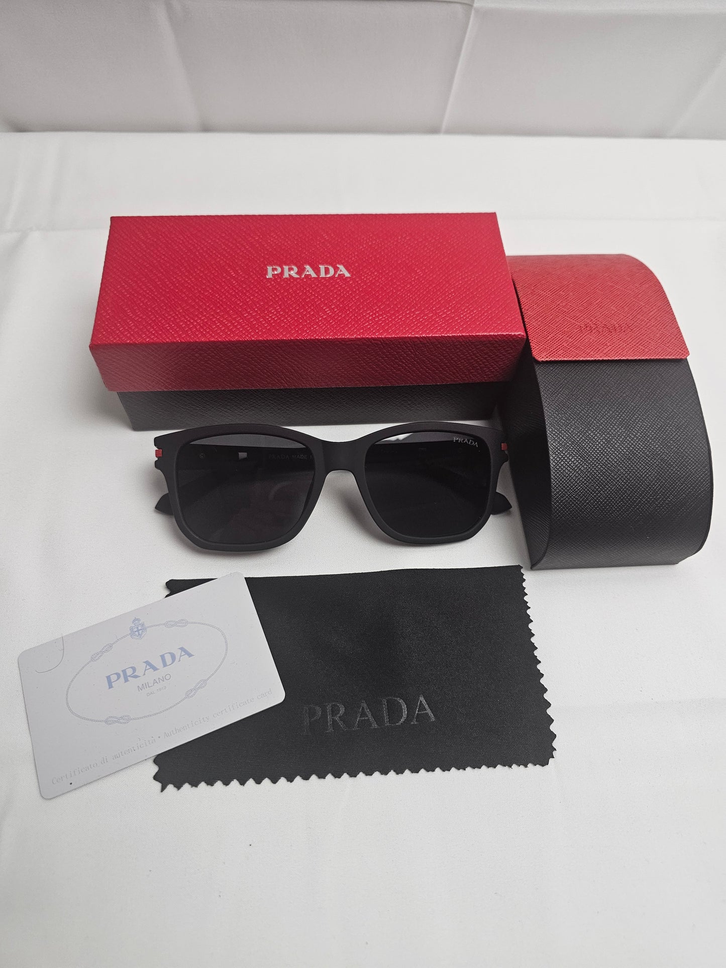 Prad Red Accent Sunglasses