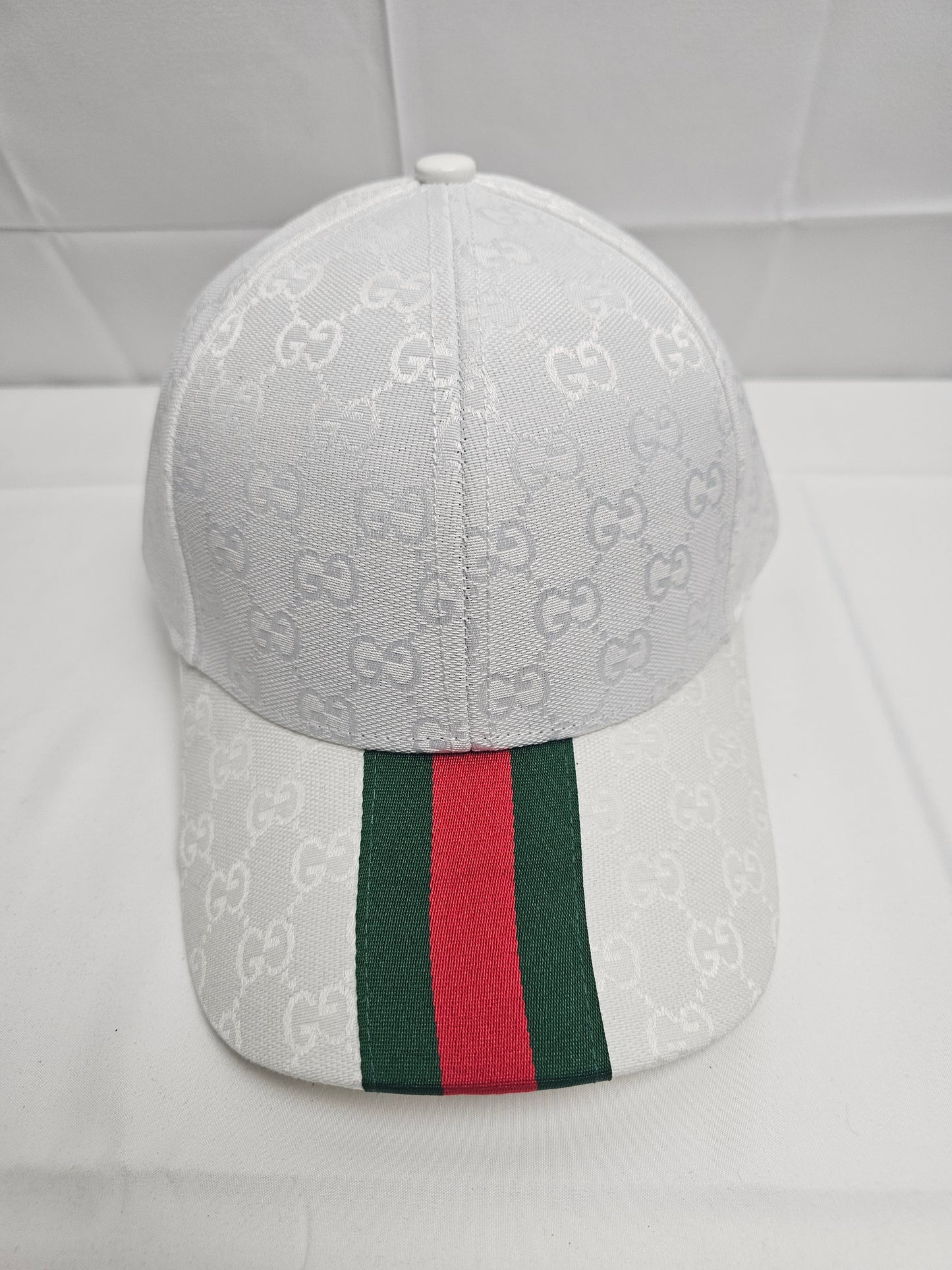 Guc White Striped Hat