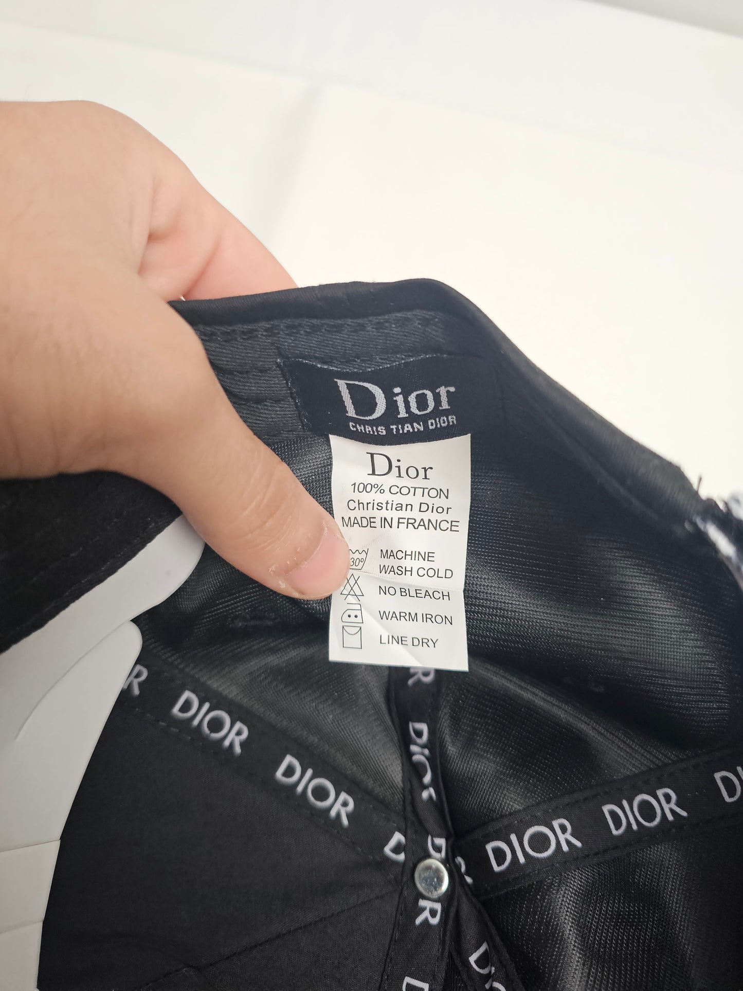 Dor Black White Logo Hat