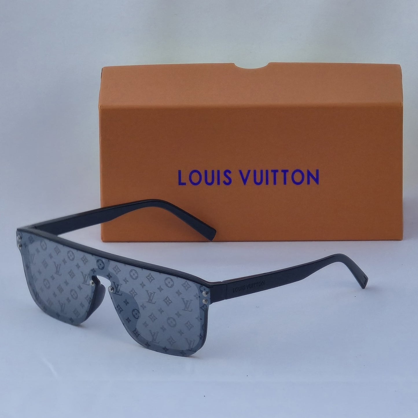 Loui Small Logo Print Sunglasses
